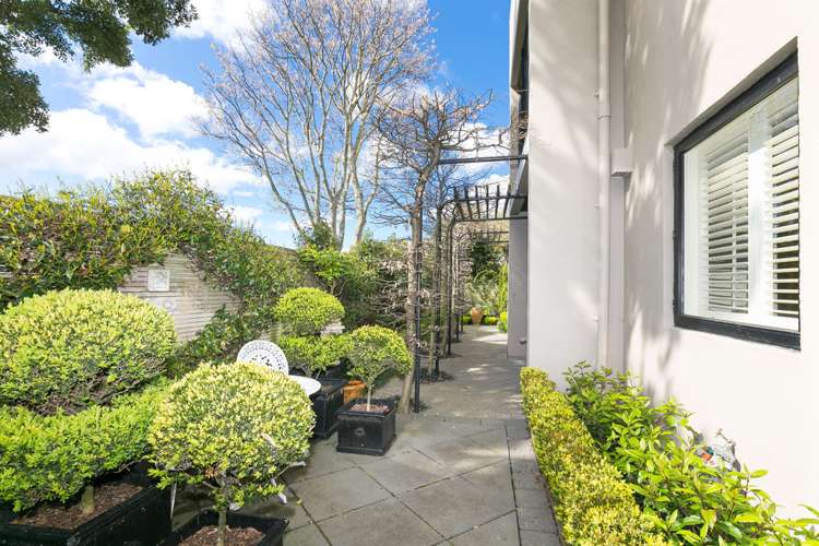 7/32 Hobson Street Thorndon_3