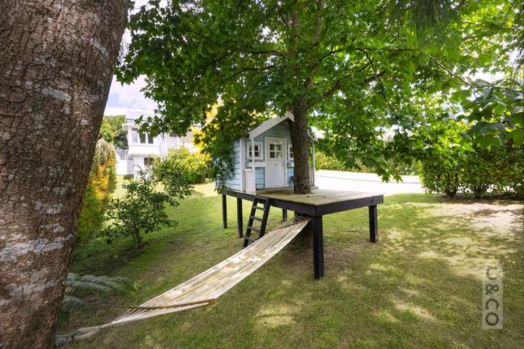 56 Queen Street Riverhead_9