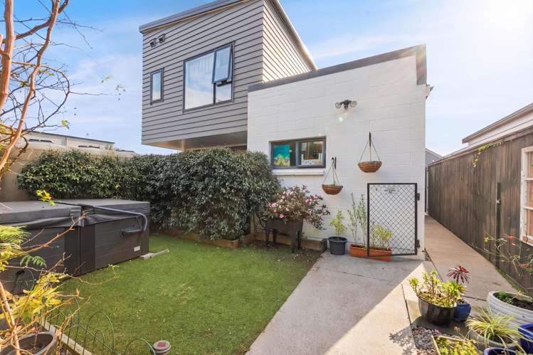180 Hobsonville Point Road Hobsonville_25