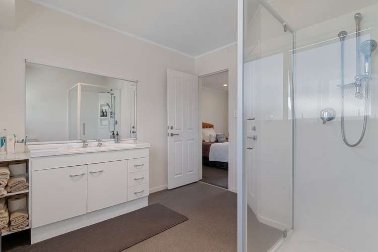 4 Claxton Avenue Pauanui_12