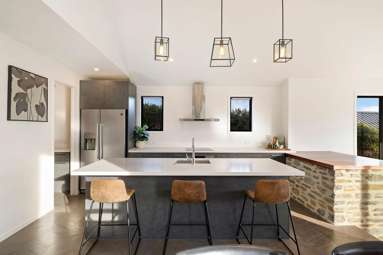 13 Falconer Rise_4