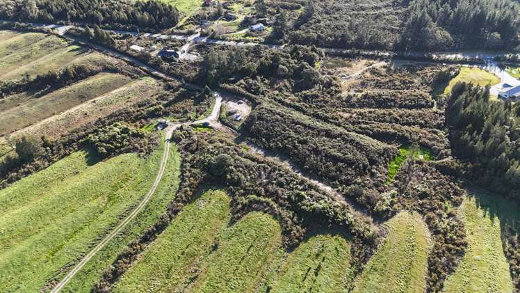 1320A Fairdown Road, State Highway 67 Waimangaroa_19