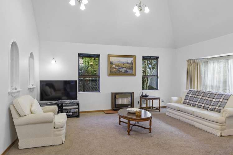 1/406 Fergusson Drive Heretaunga_8