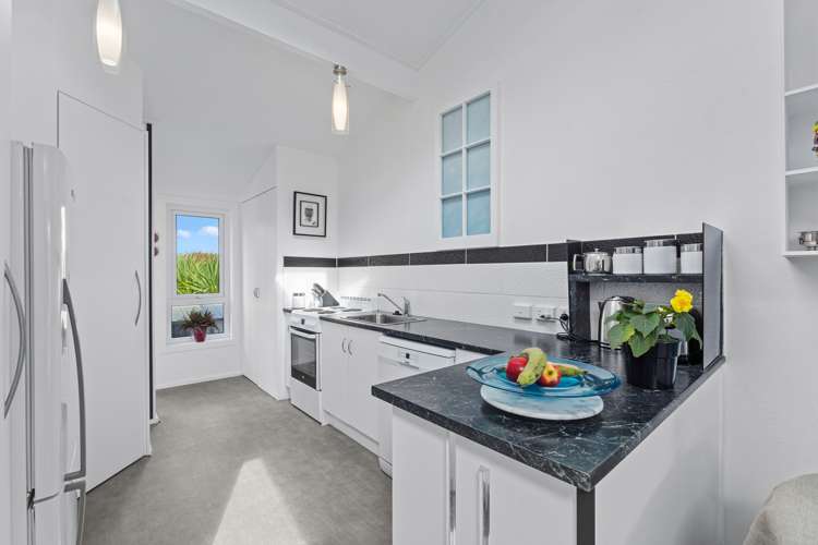 1/4a Dallinghoe Crescent Milford_12