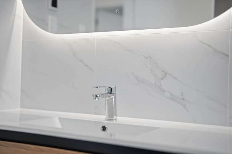 11 Stableford Crescent Opaheke_6