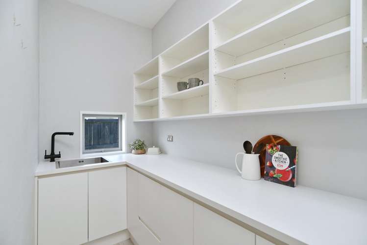 13 Picadilly Avenue Casebrook_5