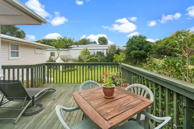 22 Thomas Avenue Te Atatu Peninsula_8