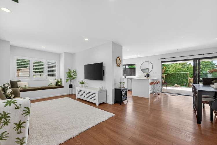 2/8 Calluna Crescent Totara Heights_4