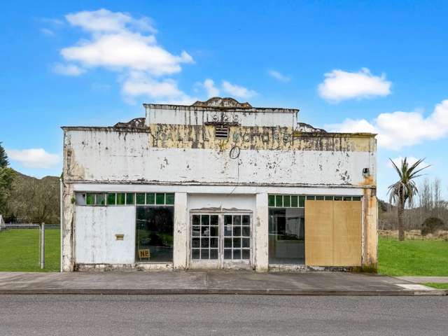 History, space and potential