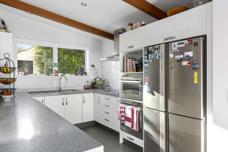 18 Howard Street Macandrew Bay_3