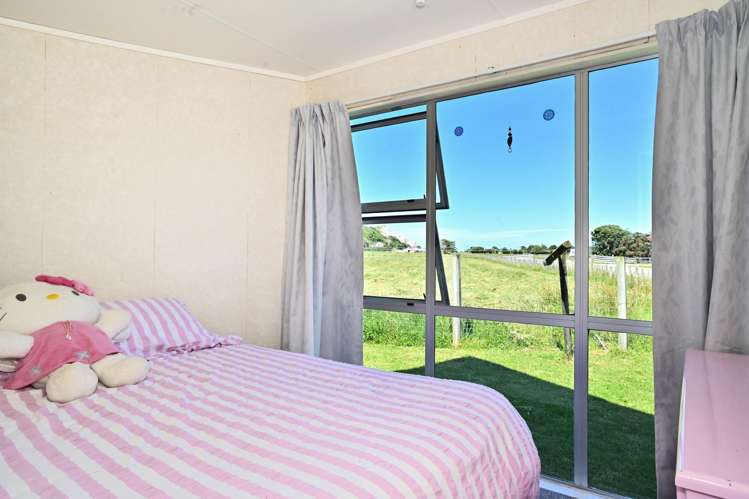 12A Weld Street Māhia Beach_9