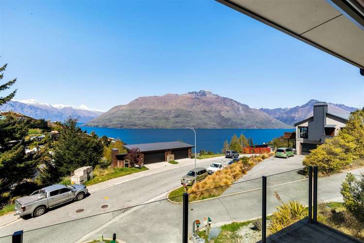 45 Dart Place Fernhill/Sunshine Bay_7