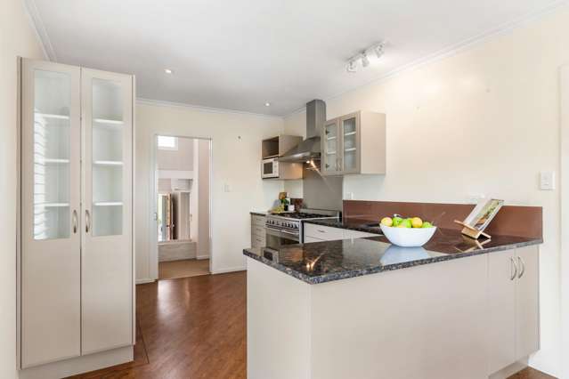 8 Alleyne Court Brown Owl_3