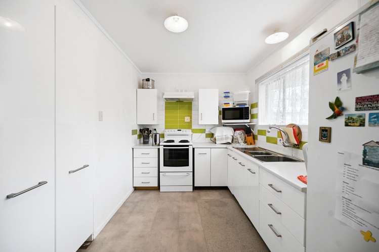 2/10 Hunter Street Hamilton Central_5