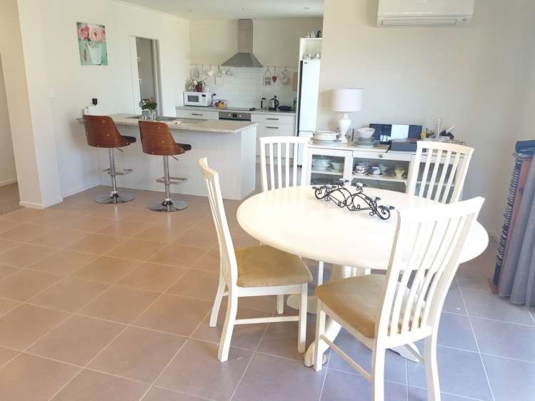 8 Ocean View Rise Ruakaka_6