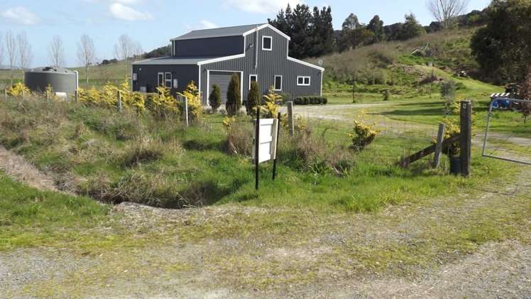 145 Caveland Road Te Whiti_14