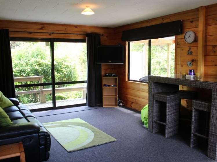 18 Hoani Place Kuratau_2