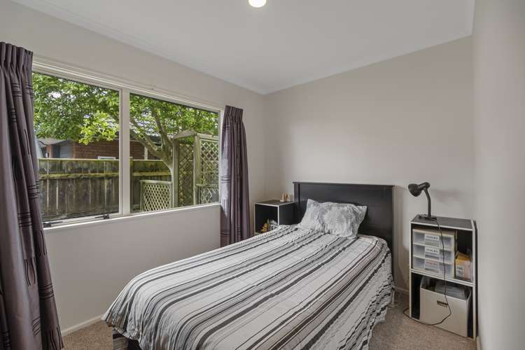 17d Kinross Drive Merrilands_23