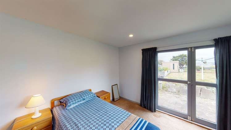 65 The Esplanade Westshore_12