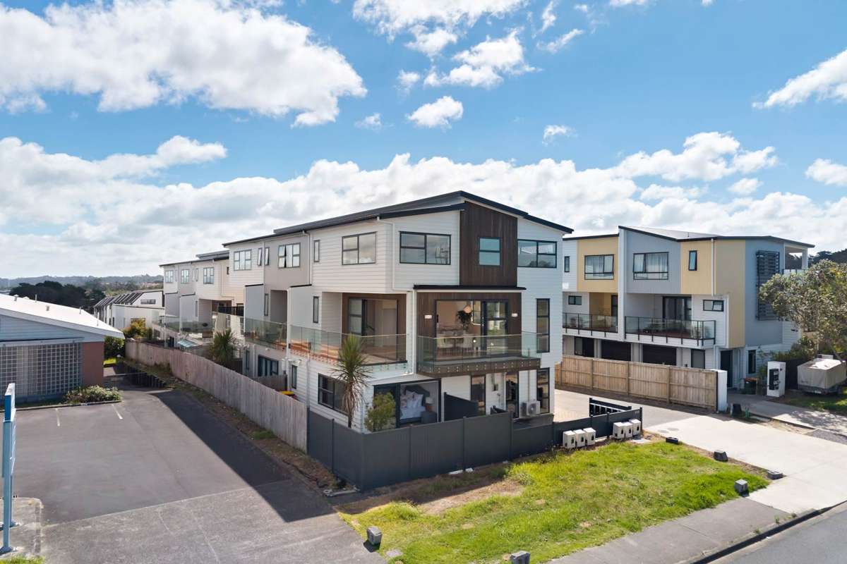 952A East Coast Road_0