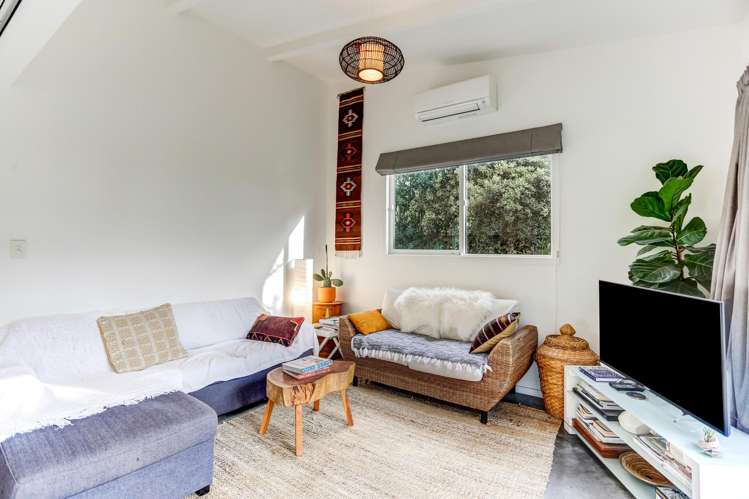 19A Moana Road Okitu_4