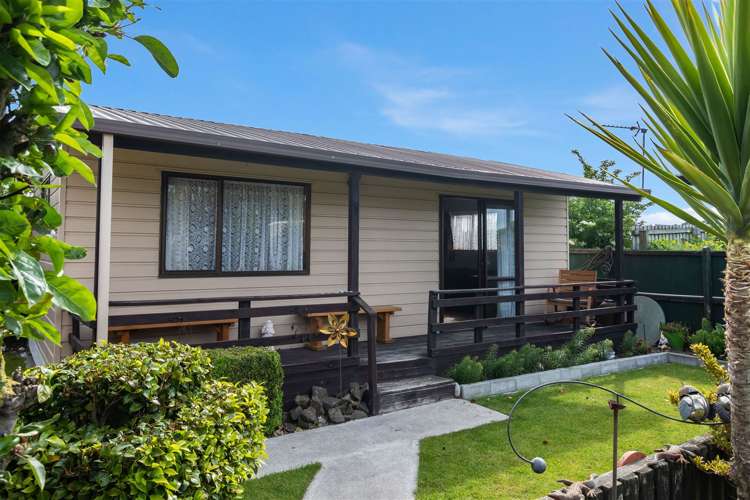 61 Maces Road Bromley_10