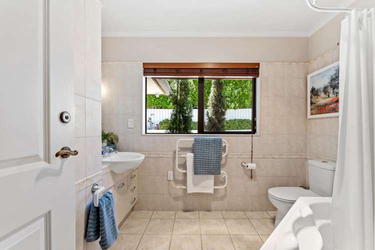 236 Alec Craig Way Gulf Harbour_21