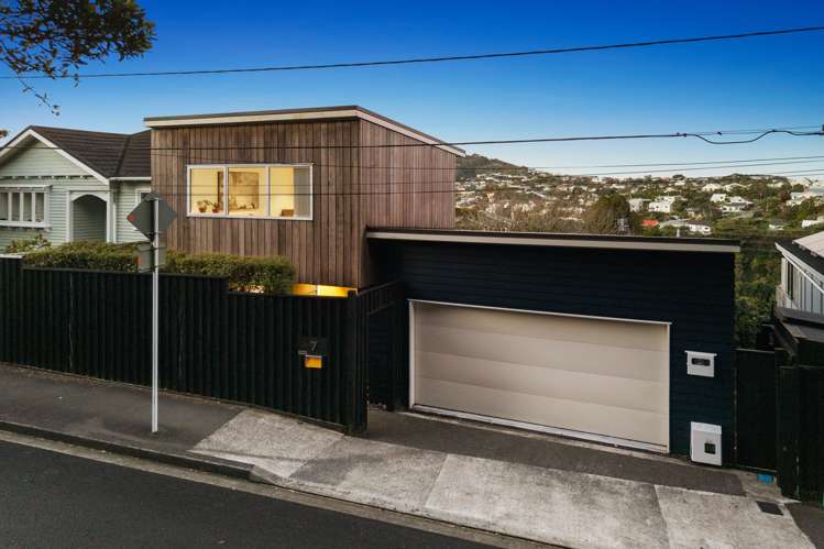 7 Birdwood Street Karori_15