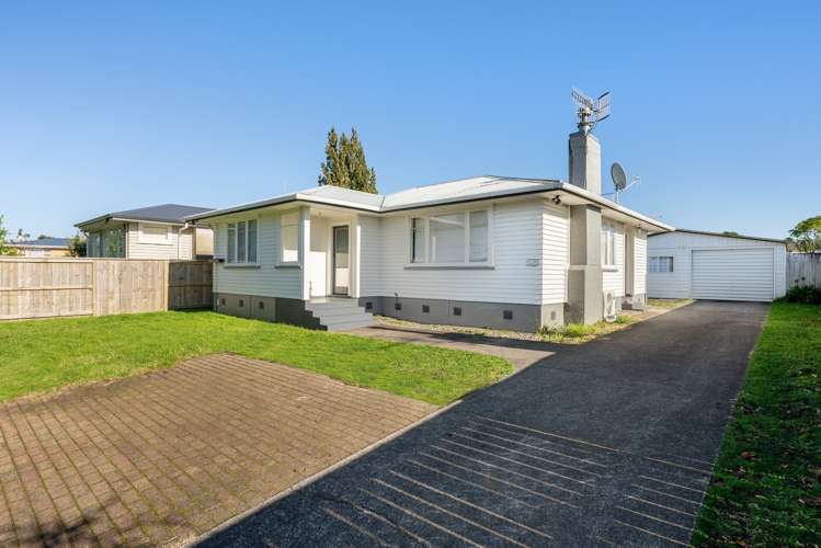 52 Henderson Crescent_0