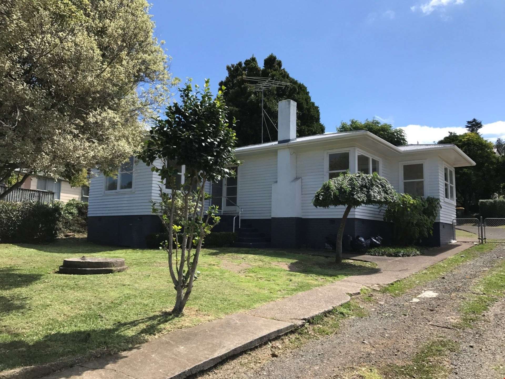 46 Mountain Road Mangere Bridge_0