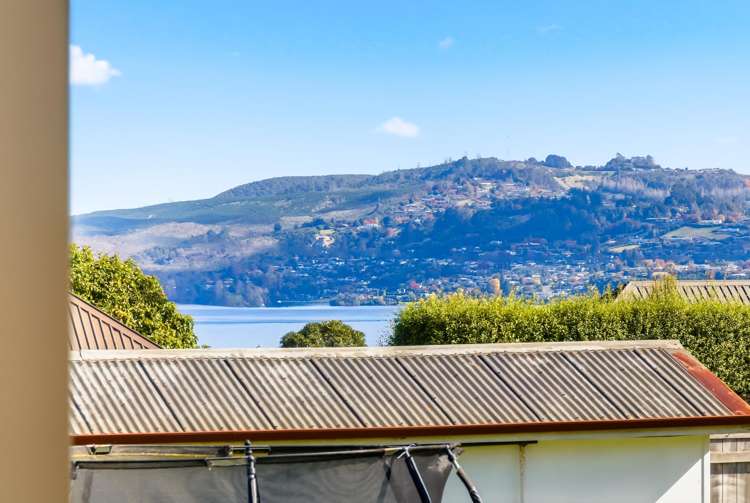2/19 Awanui Street Hilltop_19