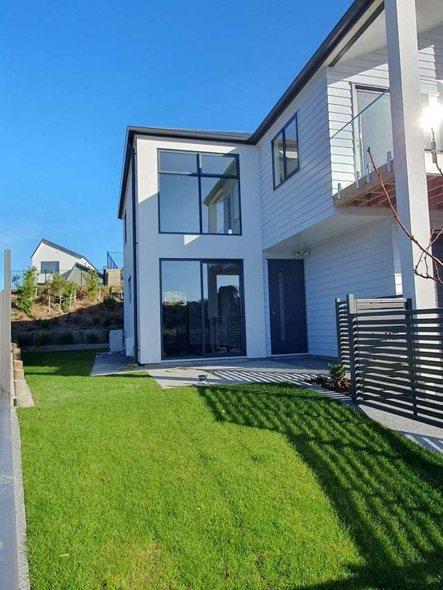 1 Koreke Close Kenepuru_1