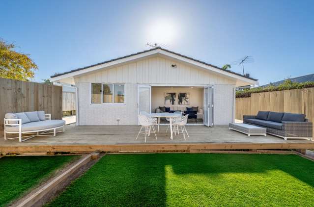 75 Marine Parade Mellons Bay_1