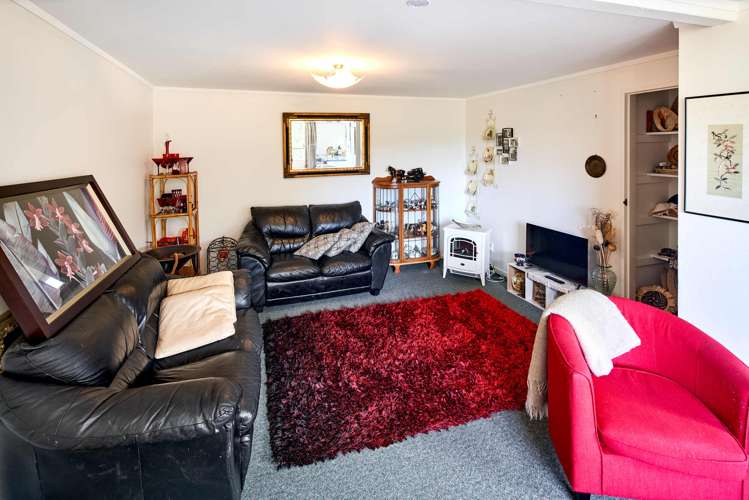 24c The Track Plimmerton_5