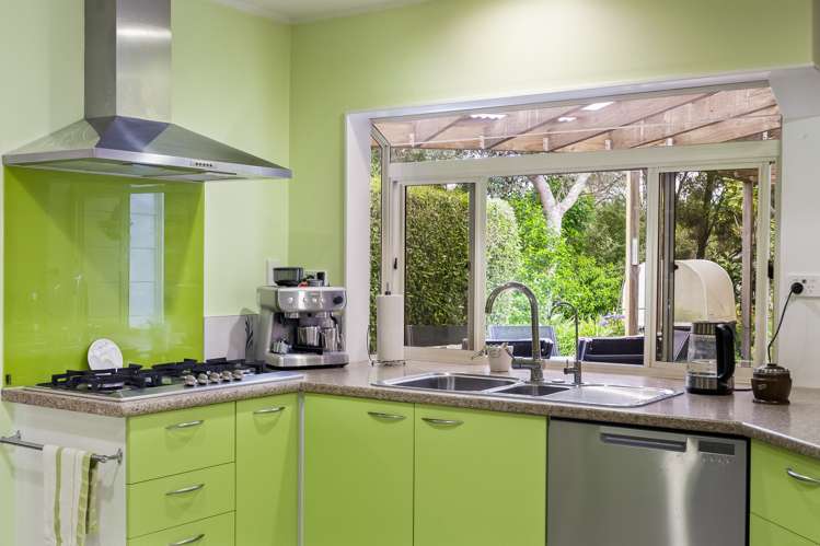 370 Whangaparaoa Road Stanmore Bay_13