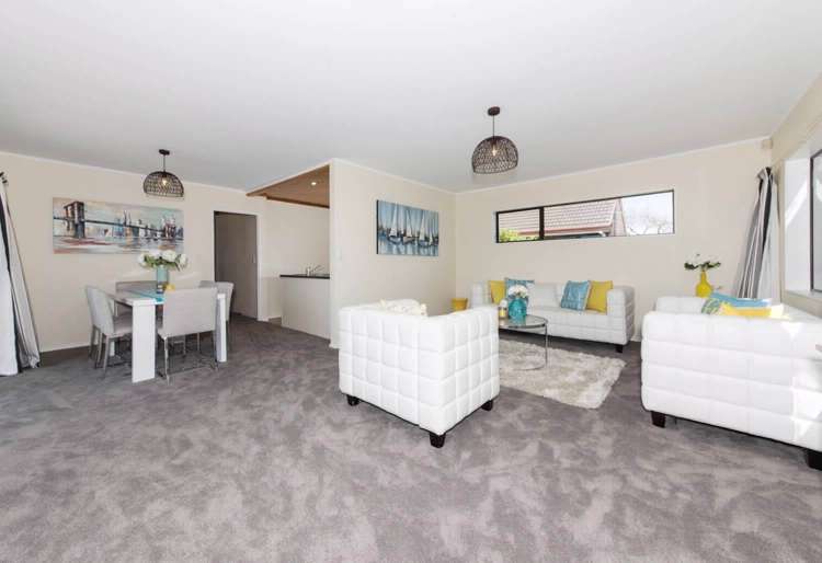 2/132 Taylor Street Blockhouse Bay_1