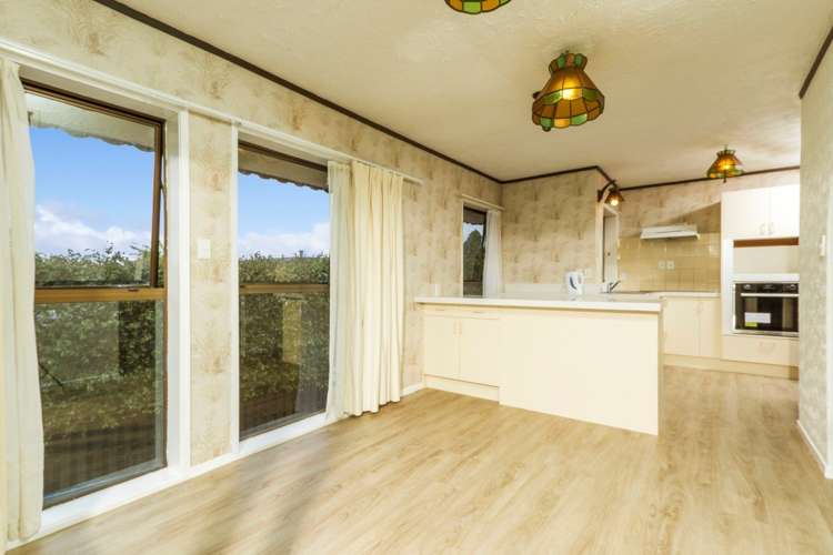 2/18 Rangitoto Terrace Milford_3