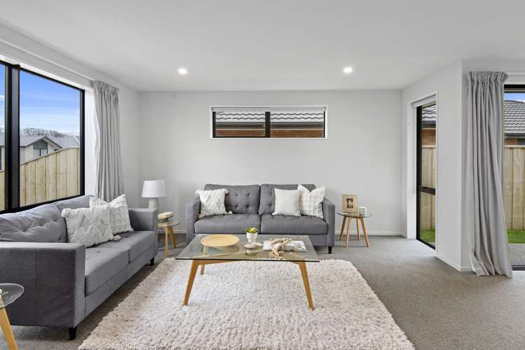 7 Quinn Crescent Woodend_3