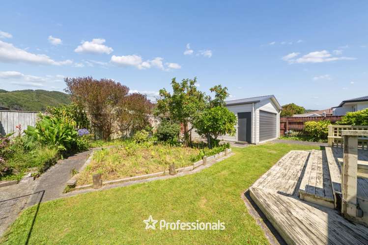 15 Wetherby Grove Wainuiomata_19