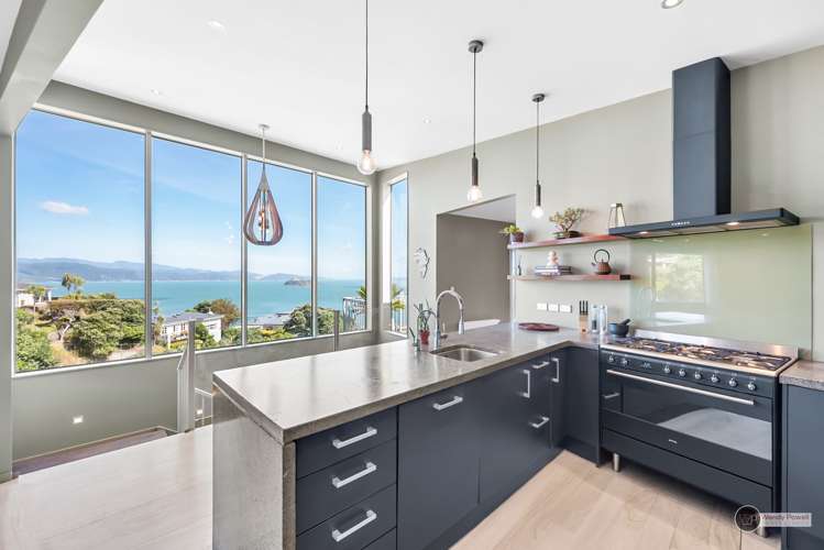 4 Singers Road Korokoro_10