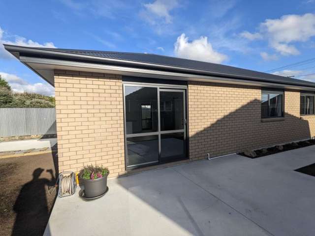  A/2 Miro Street Levin_3