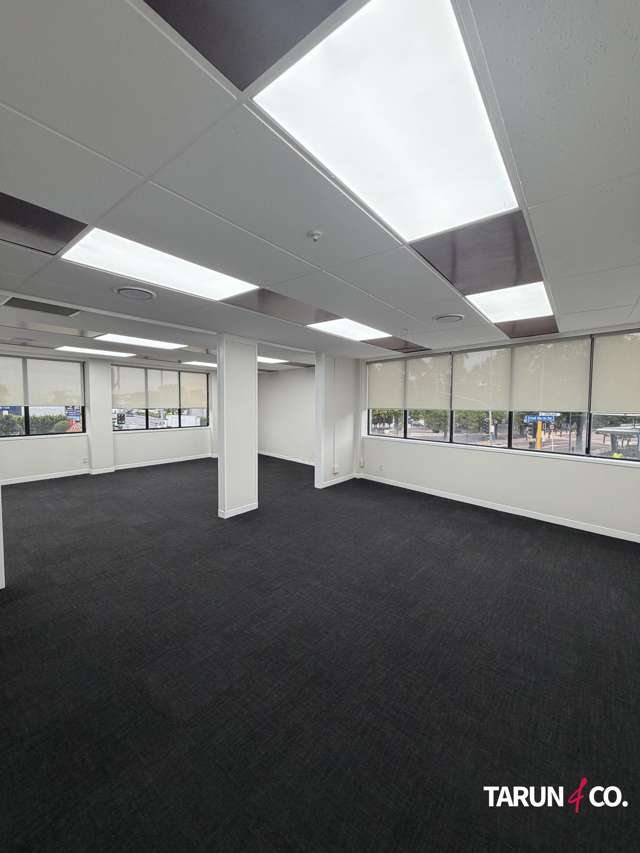 FF/3053 Great North Road New Lynn_2