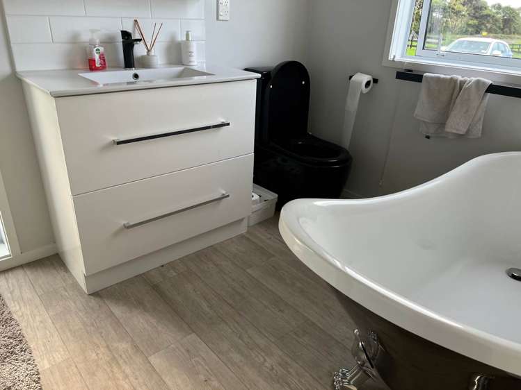 36 Mairetahi Road South Head_6