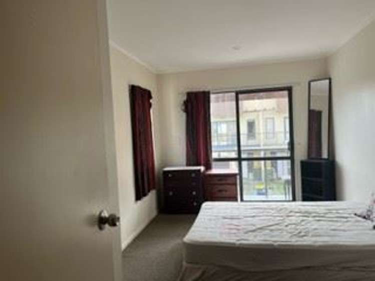 26/8 Margan Avenue New Lynn_5