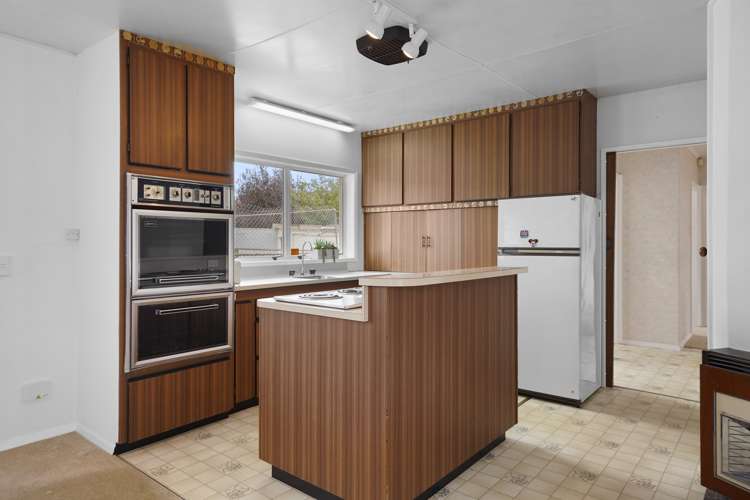 21 Hall Grove Ebdentown_6