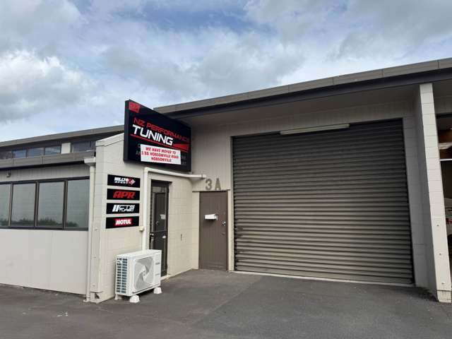 Unit 3A/64 Henderson Valley Road Henderson_1