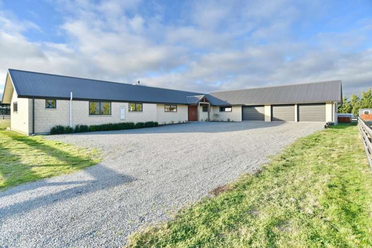 230 Purchas Road Amberley_2