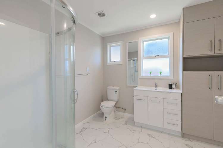 29 Nile Road Kelston_20