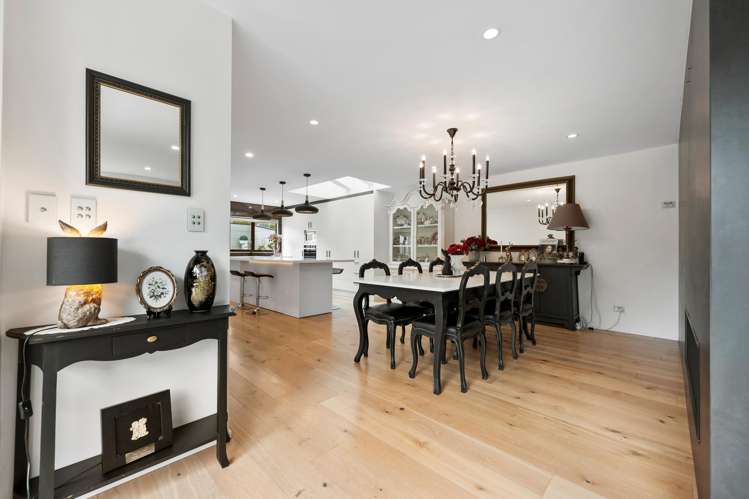 7 Hartles Place Mellons Bay_8