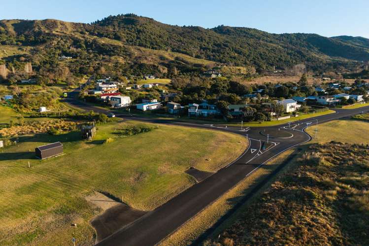 50 Blakes Approach Mahia_9